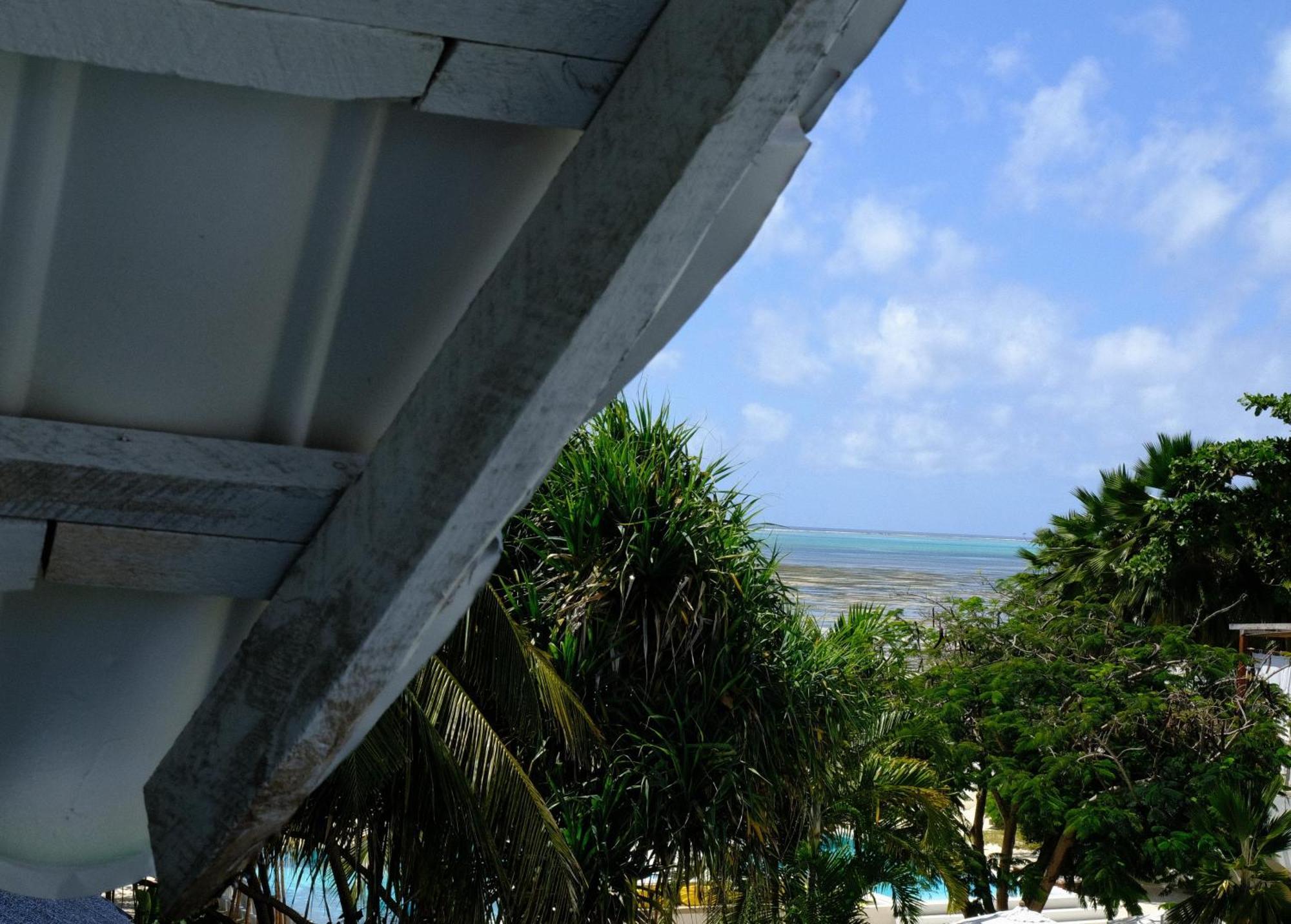Kobe House Bed and Breakfast Jambiani  Rum bild