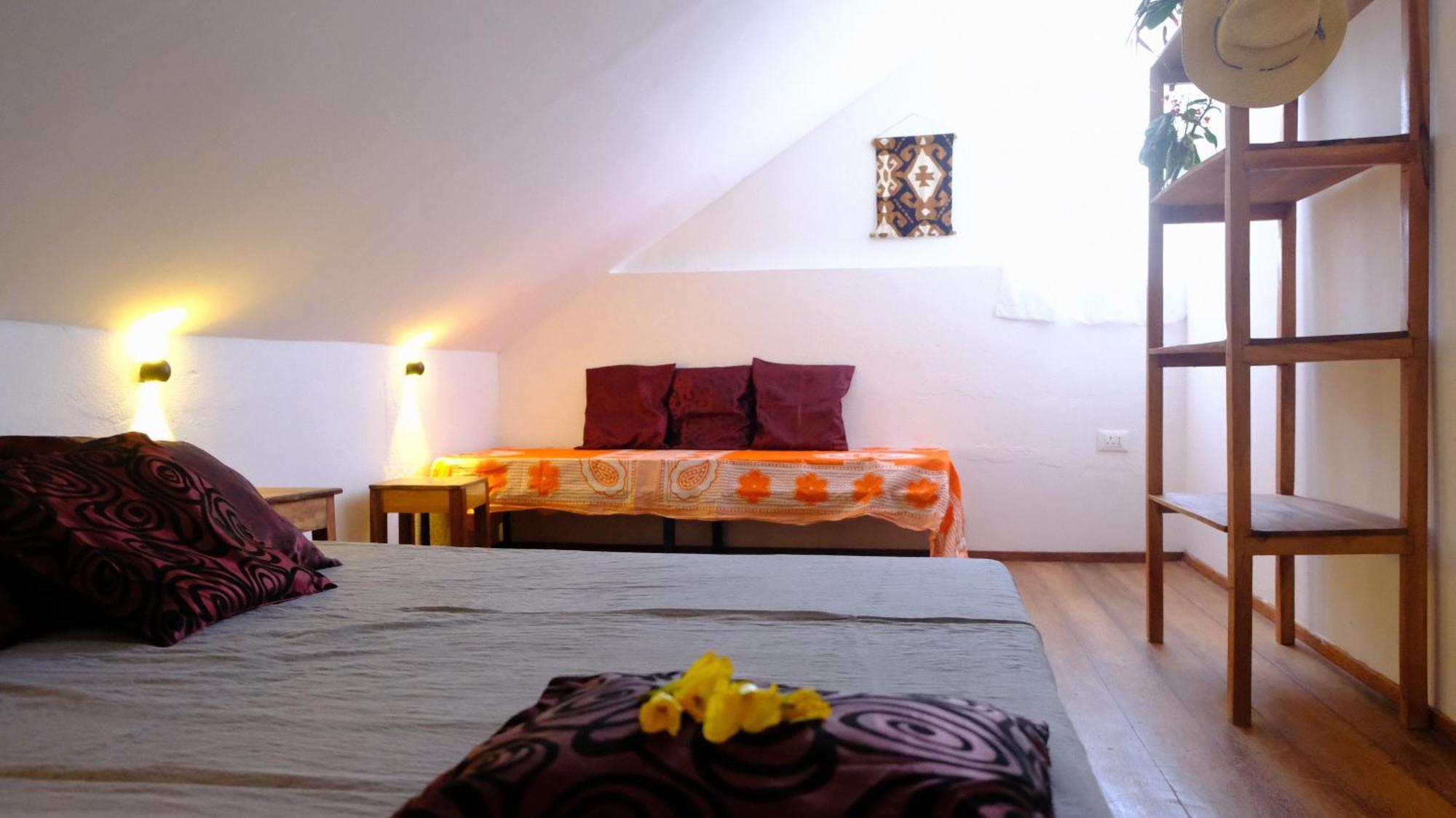 Kobe House Bed and Breakfast Jambiani  Rum bild