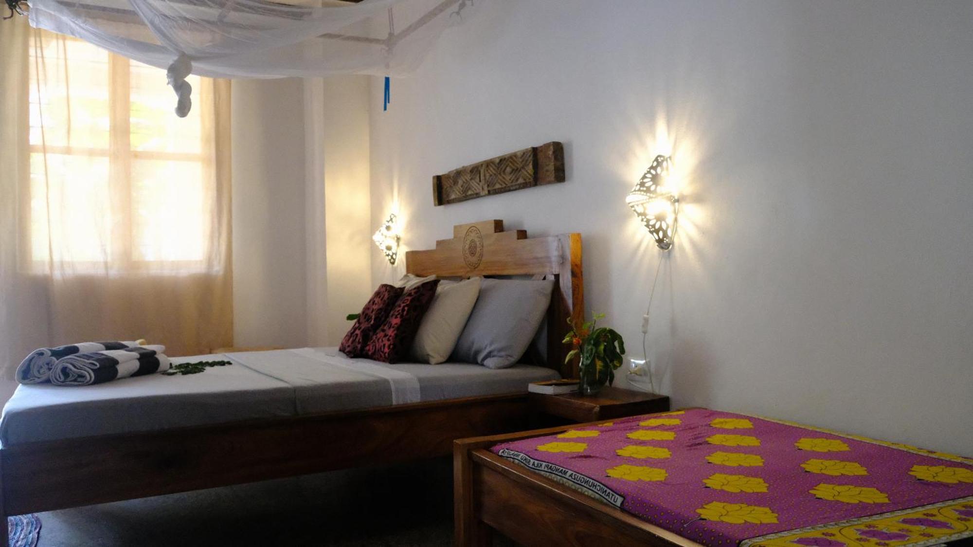 Kobe House Bed and Breakfast Jambiani  Rum bild